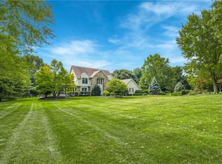 1650 Cortland Ln, Bethlehem, PA 18015