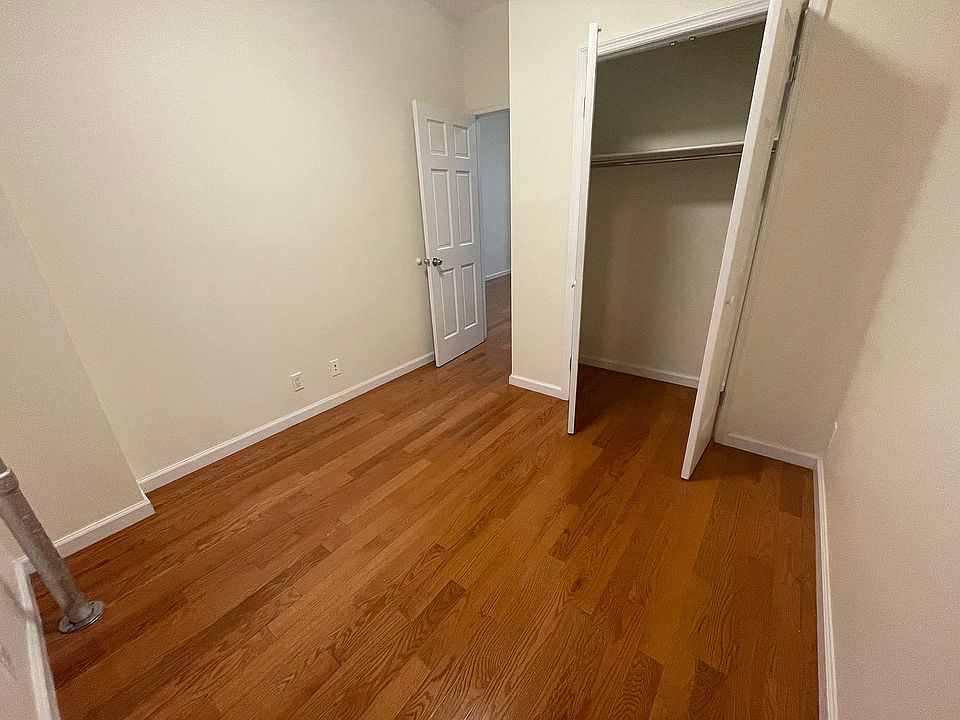 1st image of 338 E 15th St #23