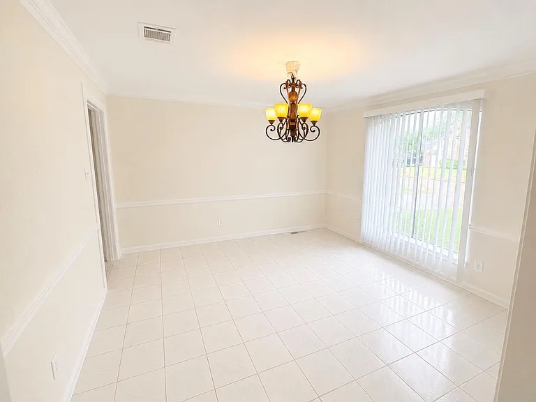 6918 Marisol Dr — Photo 6