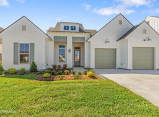305 Harvest Creek Ln, Lafayette, LA 70508
