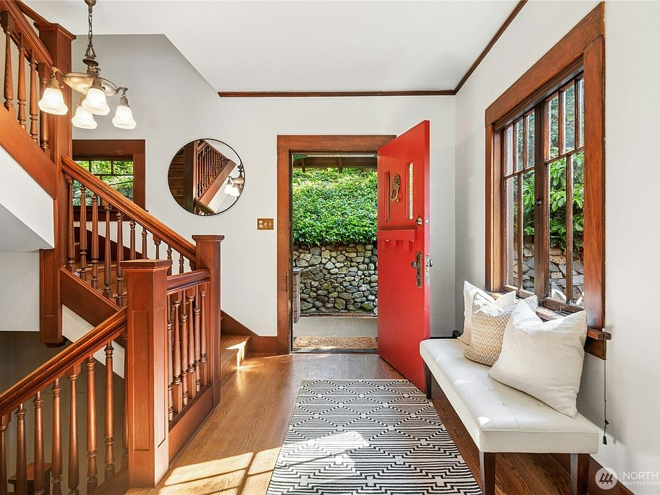 1st image of 2077 E Howe Street