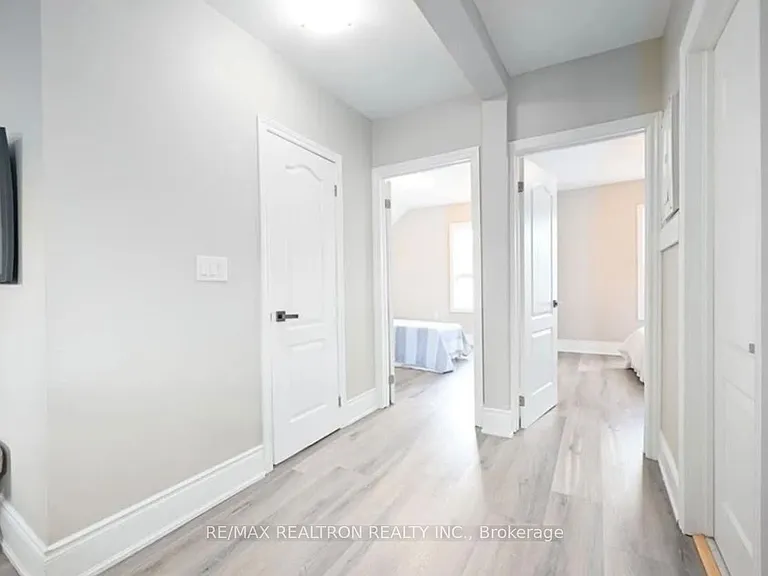 31 Greenaway Ave — Photo 7