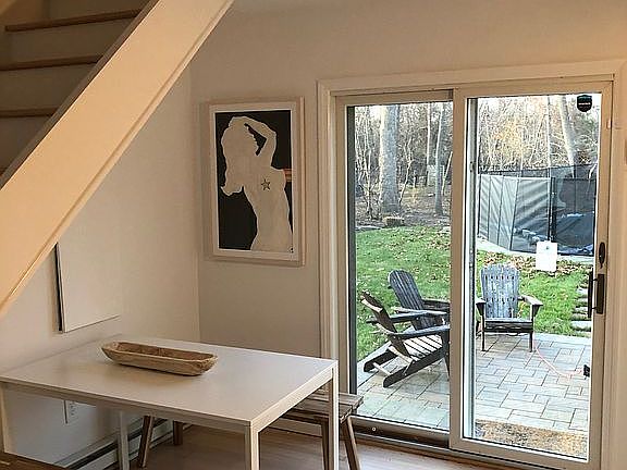 5th image of 710 Island View Ln