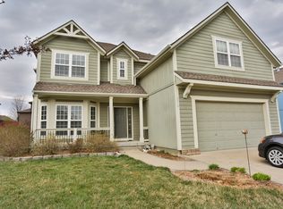2316 SW River Spring Rd, Lees Summit, MO 64082