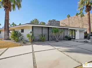 215 W Camino Alturas, Palm Springs, CA 92264