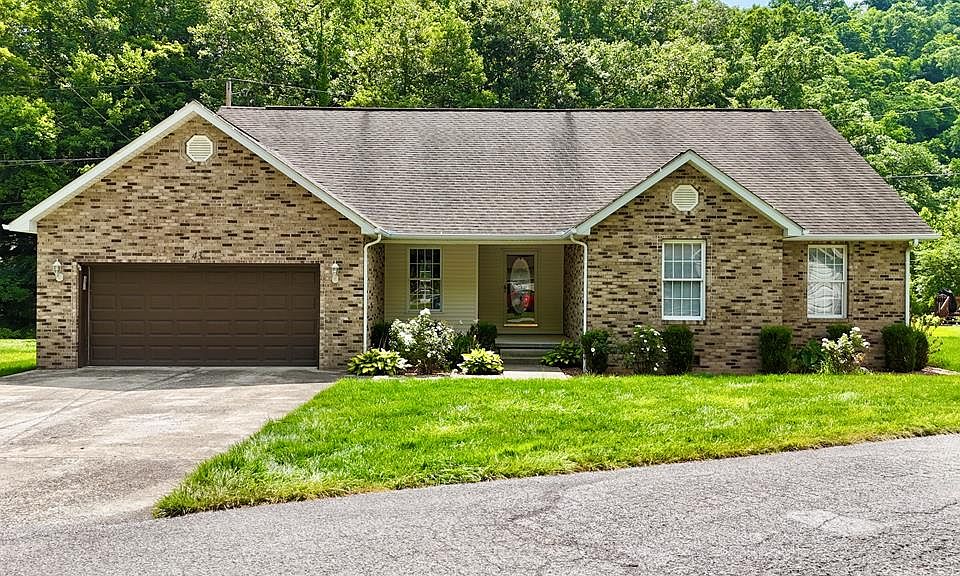 1st image of 43 Country Oaks Ln