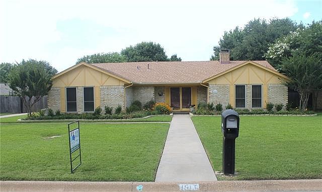 1st image of 1513 E Windsor Dr