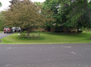 11905 N Silver Ave, Mequon, WI 53097