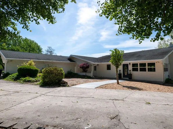 5047 E Farm Rd 170, Rogersville, MO 65742