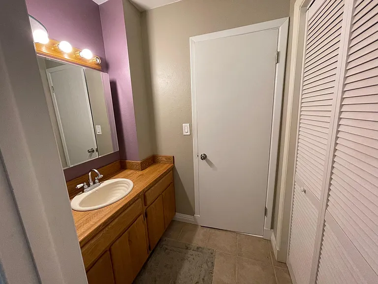 11198 Random Ct — Photo 6