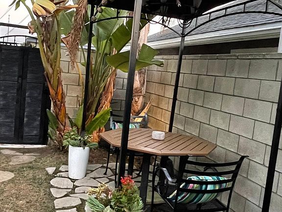 Your own patio, pergola and landscape lights.
