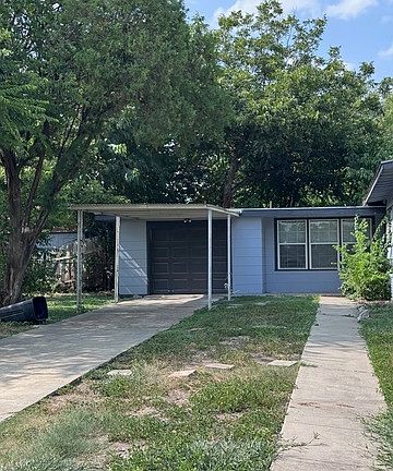 3rd image of 211 Cresham Dr