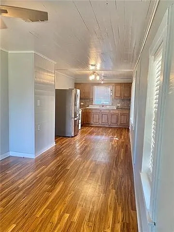 2 bed, 1.0 bath, 867 sqft, $1,000 — Photo 4