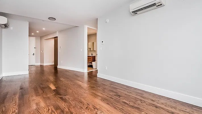 Rented by Nooklyn NYC LLC | media 11