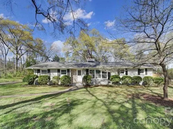 519 Amon Ln, Pineville, NC 28134