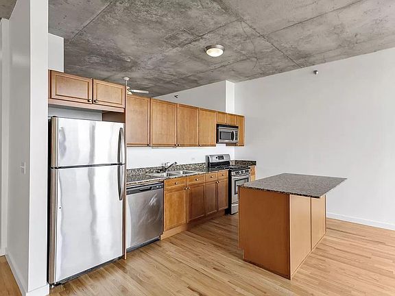 5th image of 1720 S Michigan Ave APT 2302