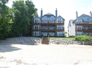 13101 W Lake Rd, Vermilion, OH 44089