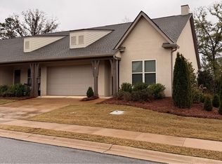 3012 Lakewood Ln, Opelika, AL 36801