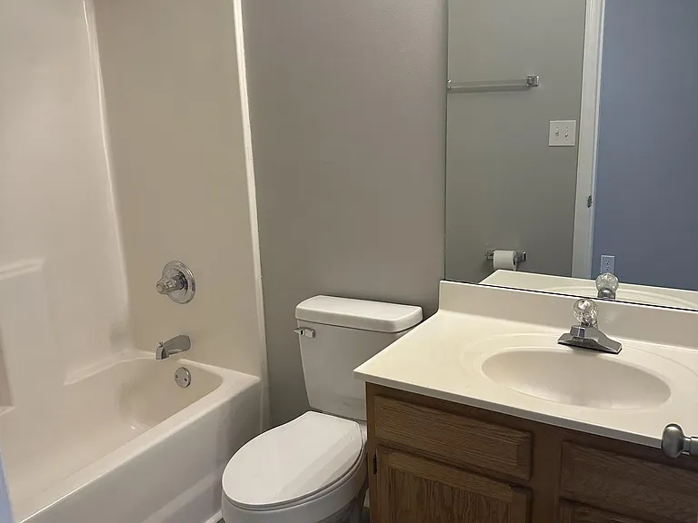 2543 Danielle Ln — Photo 7