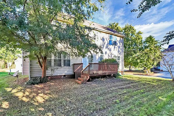 9101 Dartington Ln — Photo 28