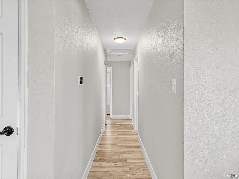 1460 W Alaska Pl — Photo 11