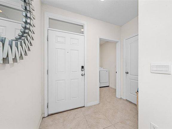 2nd image of 1107 CASCADE DRIVE