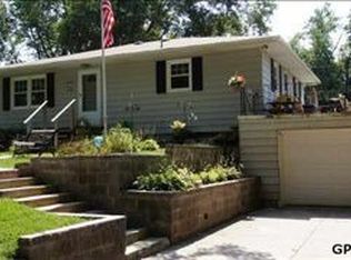 535 Vine St, Springfield, NE 68059