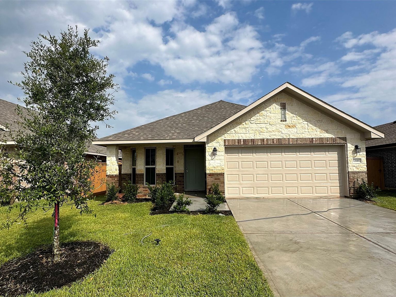 13704 Sorico Bay Dr, La Marque, TX 77568 | MLS #84132995 | Zillow