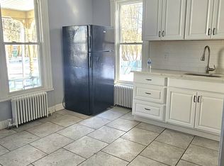 17 Hobson Ave #1A, Hamden, CT 06514