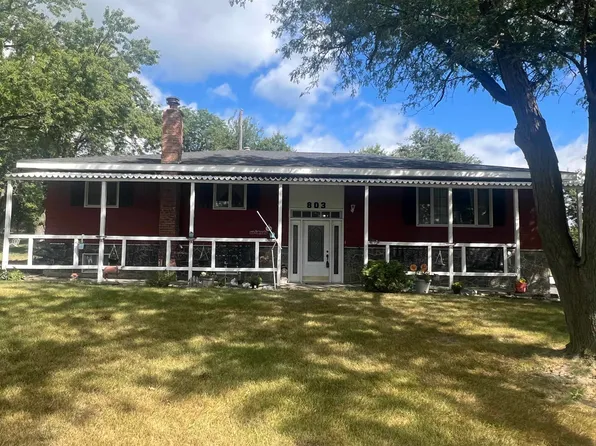 803 W Main St, Pierce, NE 68767