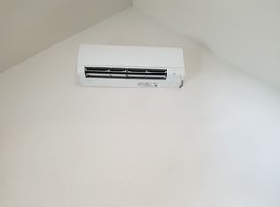 2130 Nottingham Ln, Groves, TX 77619