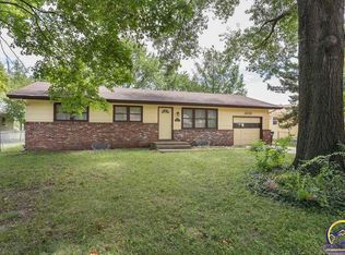 2238 Westchester Rd, Lawrence, KS 66049