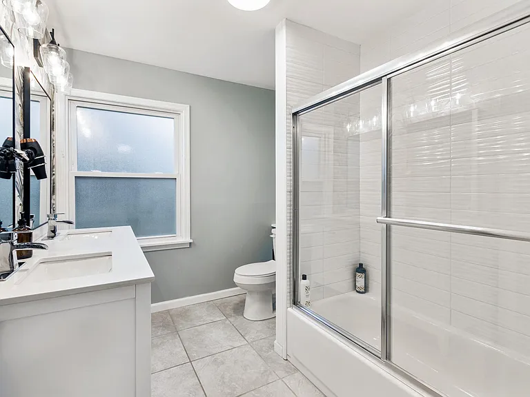 38017 W Chicago St — Photo 15