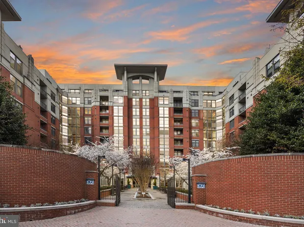 1021 N Garfield St #B35, Arlington, VA 22201