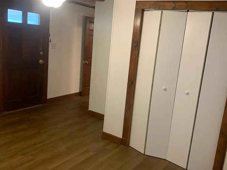 Master bedroom Closet
