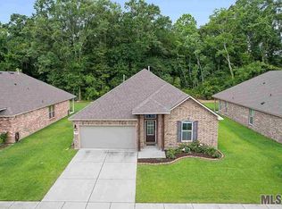 39326 Legacy Lake Dr, Gonzales, LA 70737