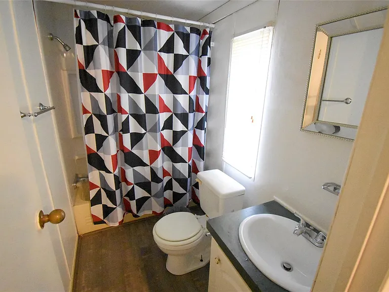 2 Lake View Ln — Photo 24