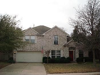 1st image of 2903 Oakwood Glen Dr