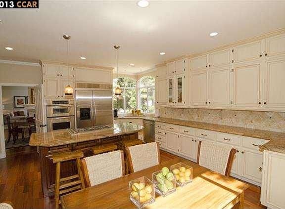 4th image of 139 Alta Vista Way