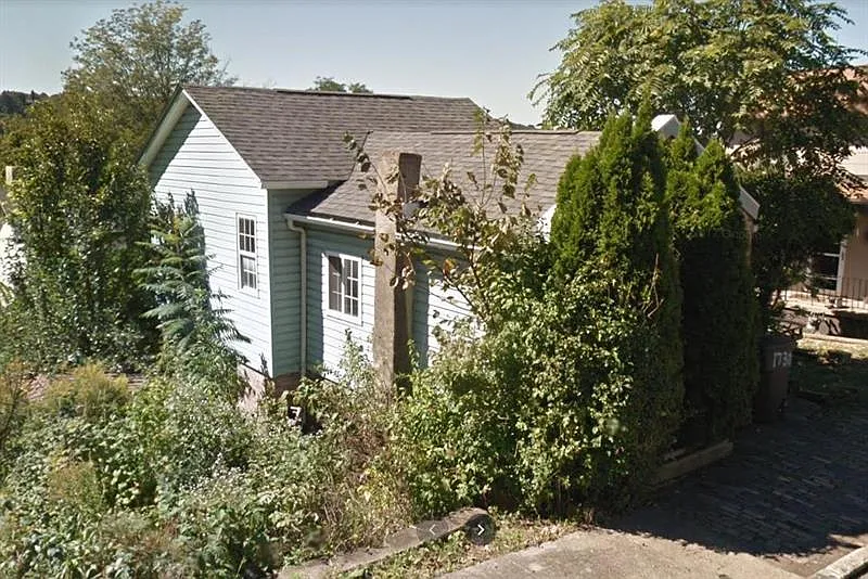 1740 5th Ave photo 1