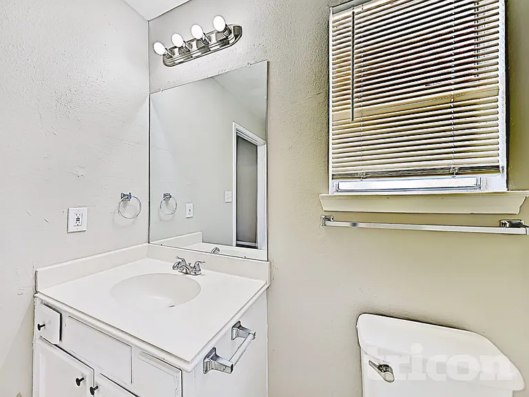 3215 Boynton Dr — Photo 12