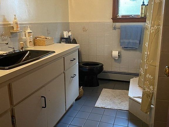 4th image of 103 Malden St #2