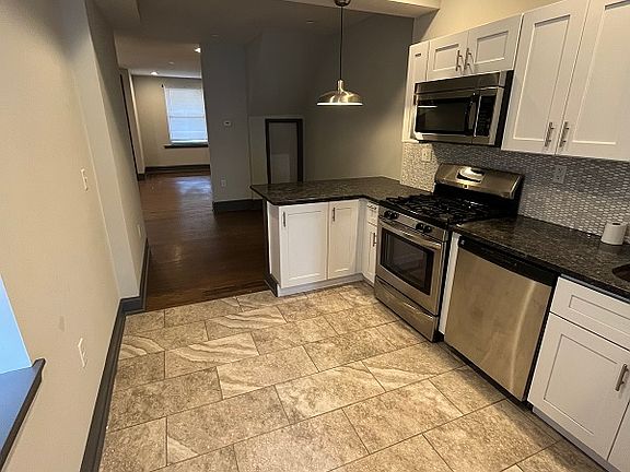 3043-aramingo-ave-3