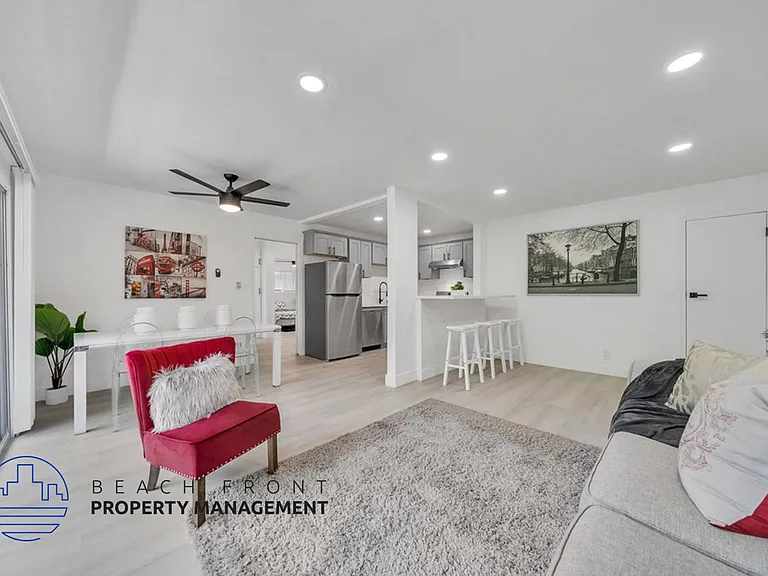 5311 Hermitage Ave. — Photo 6