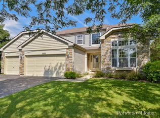 2499 Roseglen Way, Aurora, IL 60506