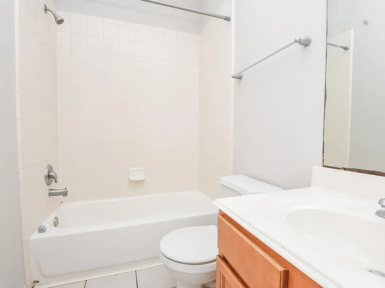 6014 Starbrook Creek Dr — Photo 26