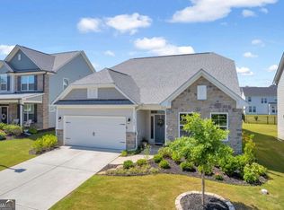 104 Sinclair Cir, Hoschton, GA 30548
