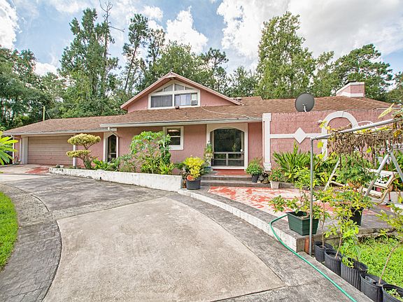 5th image of 755 Hamilton Dr