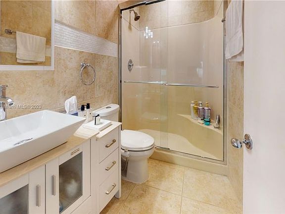 4th image of 22160 Palms Way APT 203