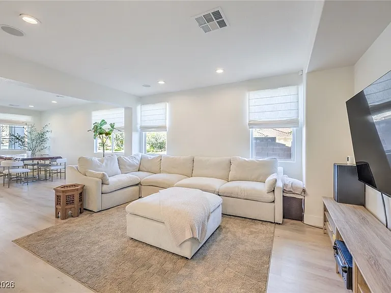 5404 Avent Ferry St — Photo 8